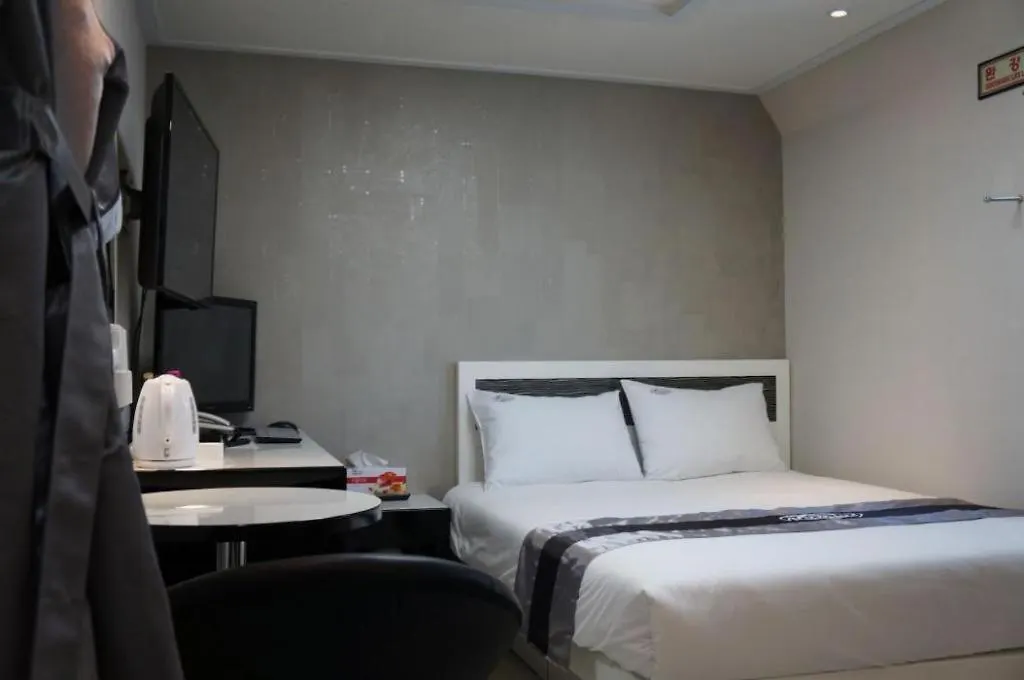 Novalus Tourist Hotel Seúl